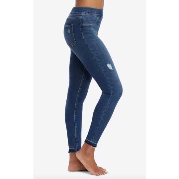 Spanx Distressed Ankle Pull On Skinny Blue Jeans Raw Hem Size M - Picture 1 of 10